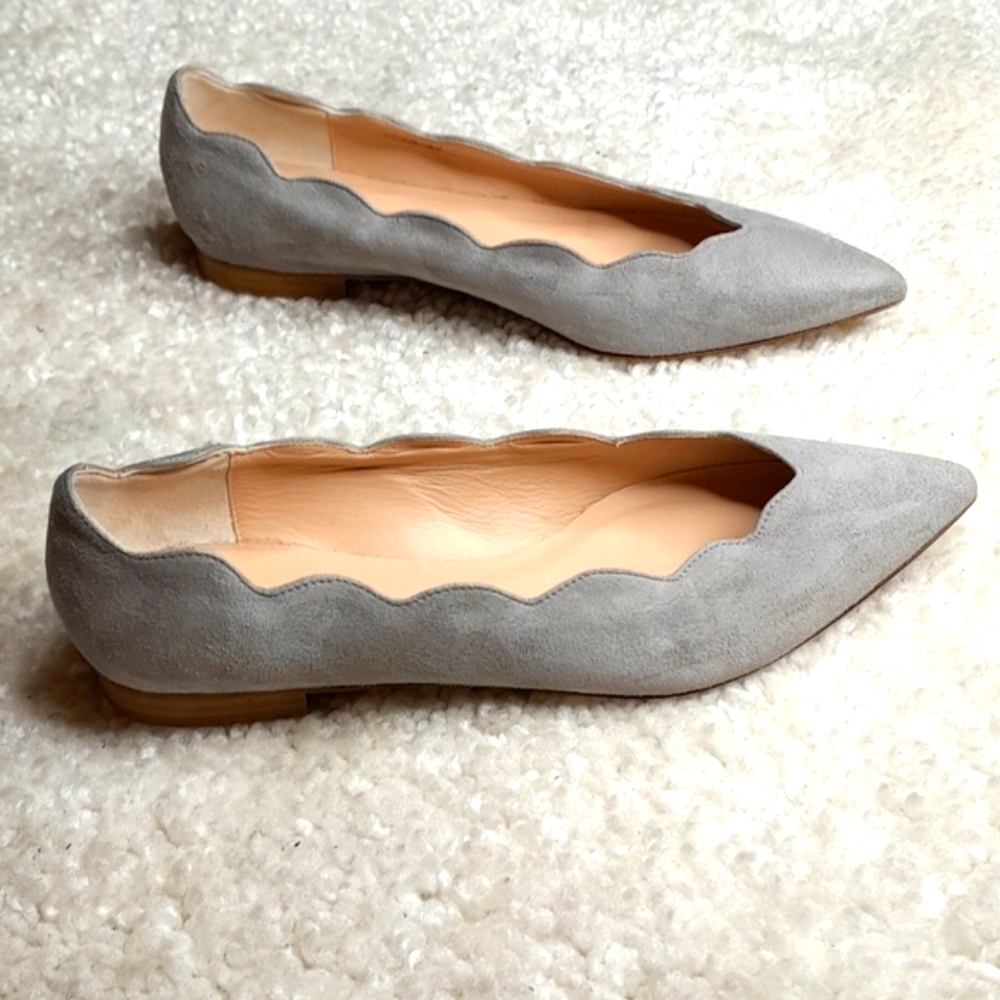 AVELLINI Cora Gray suede pointed toe flats size 39